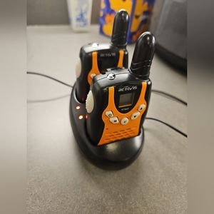 2 Retevis RT-602 Walkie-Talkie 22 channel w/ charger